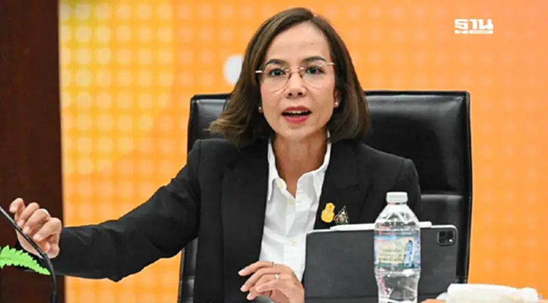 “พิมพ์ภัทรา” จ่อเรียก "TEMU" ถกแก้ปมสินค้าไร้มาตรฐานราคาถูกทะลักเข้าไทย “พิมพ์ภัทรา” จ่อเรียก "TEMU" ถกแก้ปมสินค้าไร้มาตรฐานราคาถูกทะลักเข้าไทย