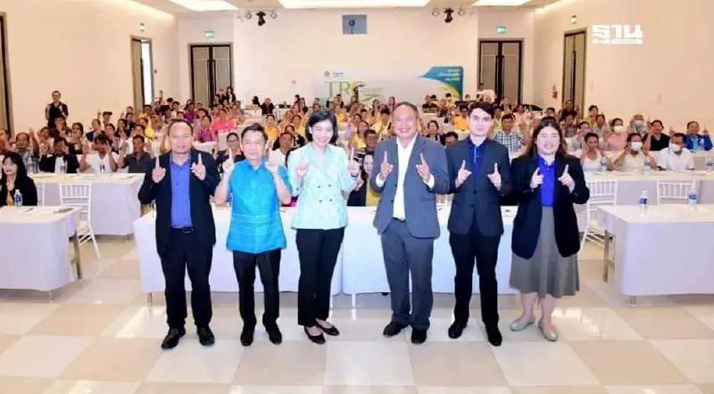 พาณิชย์ จัดสัญจร ติวเข้มเกษตรกรผลิตข้าวคุณภาพ