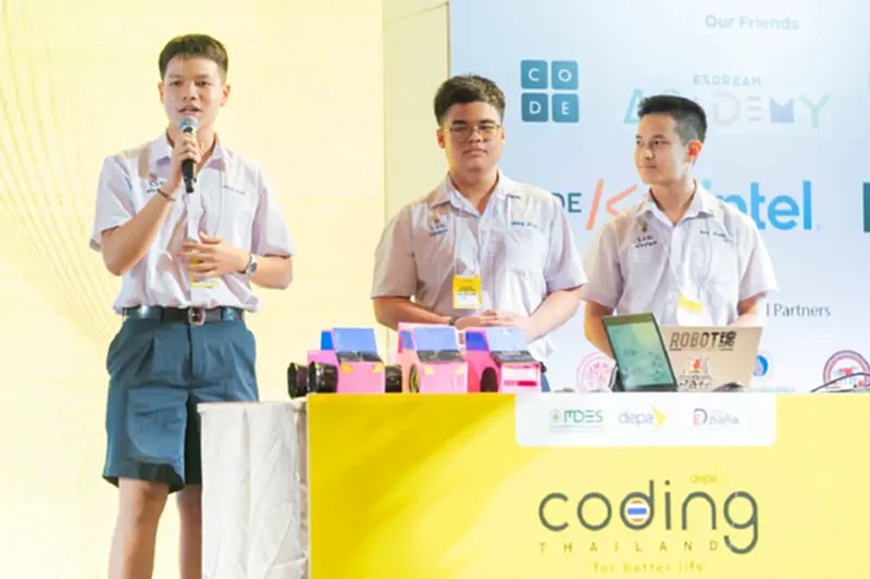 ระเบิดศึกโค้ดดิ้ง ดีป้าจัดชิงแชมป์ Coding War เฟ้นหา 10 นวัตกรรมจากเด็กไทย ระเบิดศึกโค้ดดิ้ง ดีป้าจัดชิงแชมป์ Coding War เฟ้นหา 10 นวัตกรรมจากเด็กไทย