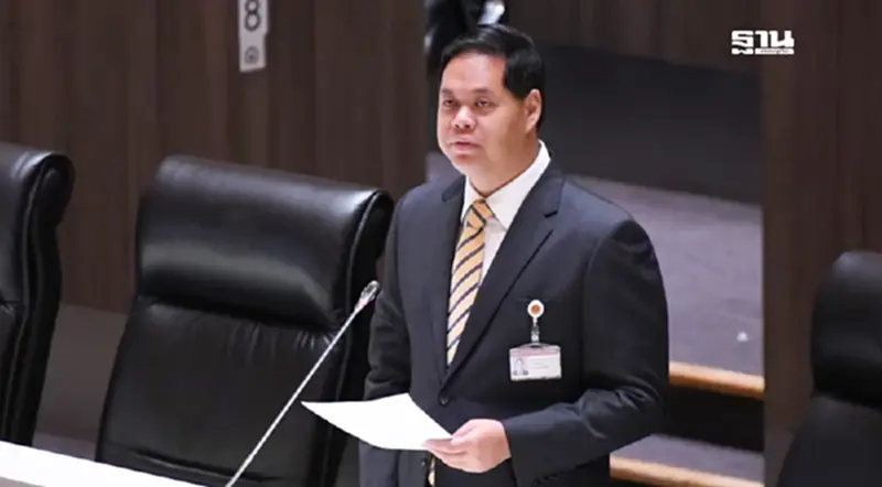 "สรรเพชญ"หวั่นแก้รัฐธรรมนูญเอื้อประโยชน์พวกพ้องนักการเมือง "สรรเพชญ"หวั่นแก้รัฐธรรมนูญเอื้อประโยชน์พวกพ้องนักการเมือง