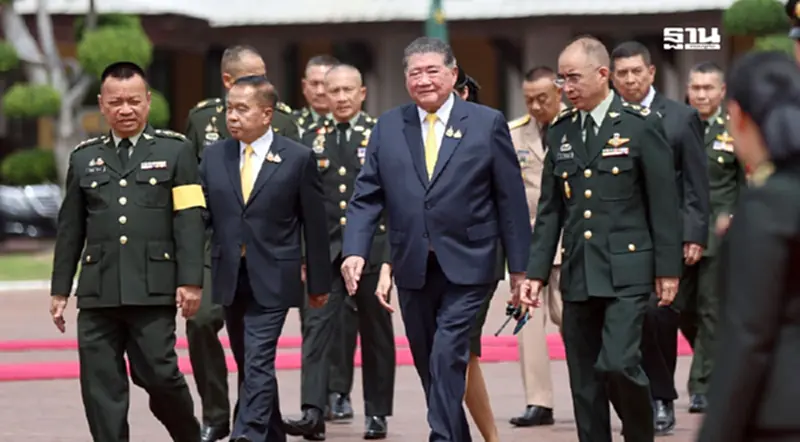 “บิ๊กอ้วน”ไม่ใช่ทางด่วน! ตรวจรายชื่อโผนายทหาร “บิ๊กอ้วน”ไม่ใช่ทางด่วน! ตรวจรายชื่อโผนายทหาร