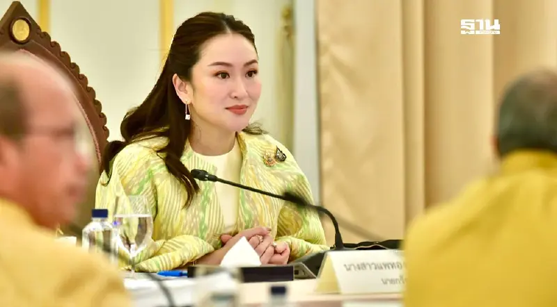 แพทองธาร สั่ง 36 บิ๊กข้าราชการ ดัน 10 นโยบายเร่งด่วน สานต่องานเศรษฐา แพทองธาร สั่ง 36 บิ๊กข้าราชการ ดัน 10 นโยบายเร่งด่วน สานต่องานเศรษฐา