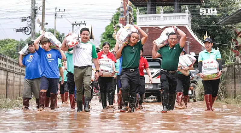 ซีพีระดมทีมอาสา ร่วมกองทัพบก-ม.แม่ฟ้าหลวง จัดเต็มช่วยน้ำท่วมเชียงราย ซีพีระดมทีมอาสา ร่วมกองทัพบก-ม.แม่ฟ้าหลวง จัดเต็มช่วยน้ำท่วมเชียงราย