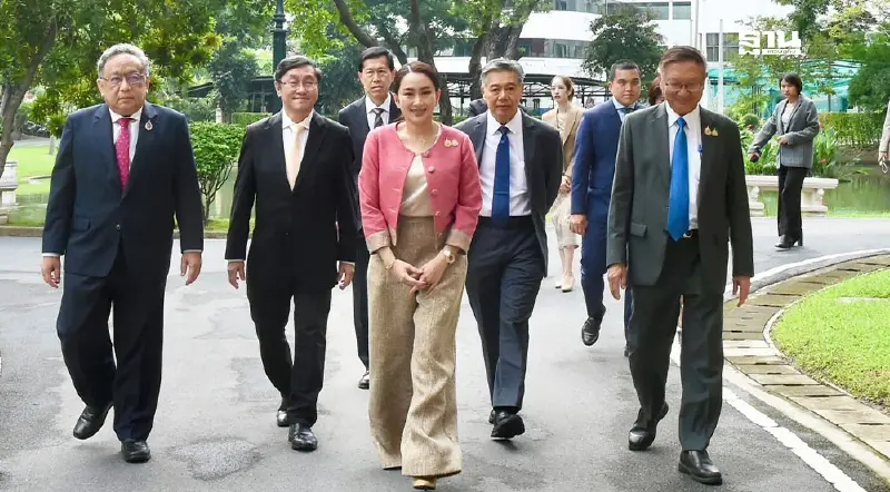 ประมวลภาพ เปิดบ้านพิษณุโลก "แพทองธาร" เรียกประชุม 5 ที่ปรึกษานโยบาย