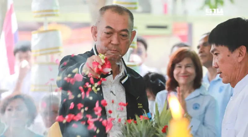 ส่องโปรไฟล์ "เฉลิมชัย ศรีอ่อน” รมว.ทรัพยากรธรรมชาติ คนใหม่ ในครม.อิงค์1 ส่องโปรไฟล์ "เฉลิมชัย ศรีอ่อน” รมว.ทรัพยากรธรรมชาติ คนใหม่ ในครม.อิงค์1