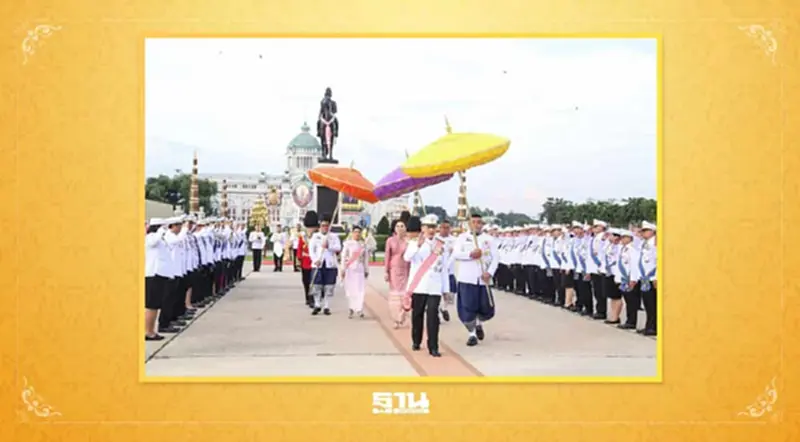 "ในหลวง พระราชินี" ทรงวางพวงมาลาพระบรมราชานุสรณ์ ร.5 เนื่องในวันปิยมหาราช "ในหลวง พระราชินี" ทรงวางพวงมาลาพระบรมราชานุสรณ์ ร.5 เนื่องในวันปิยมหาราช
