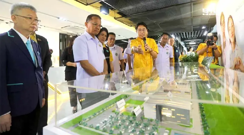 สมศักดิ์ ลุยองค์การเภสัชกรรม ชู "ปีกไก่ดำ" โมเดลสร้างรายได้เกษตรกร