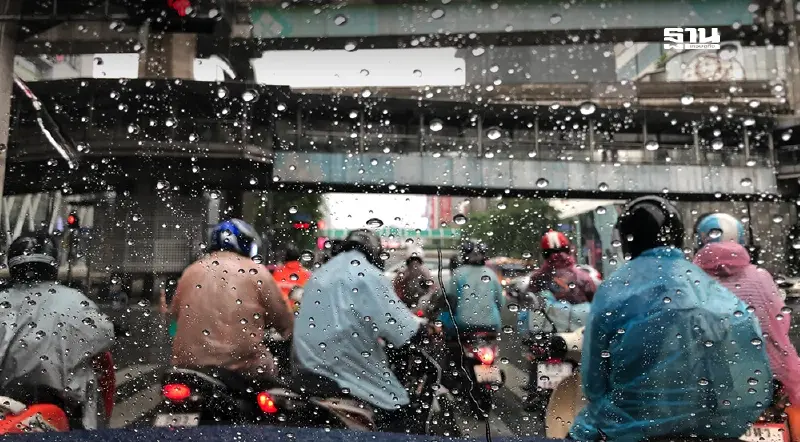 กรมอุตุนิยมวิทยา เตือน 39 จว.รวมกทม. ฝนตกหนัก อากาศแปรปรวน