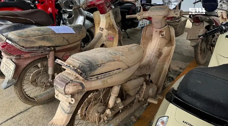 ฮอนด้า ช่วยลูกค้าน้ำท่วมเหนือ ดูแลซ่อมจักรยานยนต์ฟรี ฮอนด้า ช่วยลูกค้าน้ำท่วมเหนือ ดูแลซ่อมจักรยานยนต์ฟรี