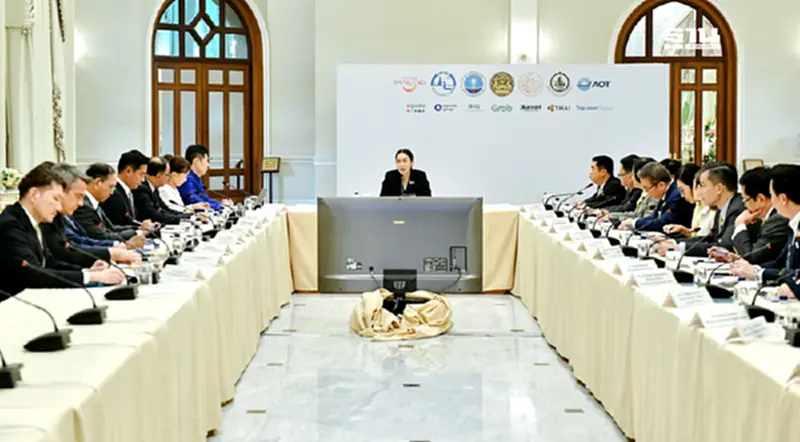 6 ยักษ์แพลตฟอร์มท่องเที่ยว ร่วมวงรัฐบาล ดึงต่างชาติมาไทย 40 ล้านคน 6 ยักษ์แพลตฟอร์มท่องเที่ยว ร่วมวงรัฐบาล ดึงต่างชาติมาไทย 40 ล้านคน