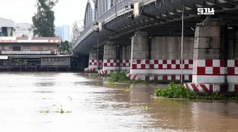 กทม.เตือน 16 ชุมชน 731 ครัวเรือน นอกคันกั้นน้ำ ยกของขึ้นที่สูง 13-23 ต.ค.67