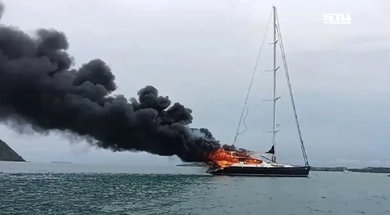 “เจ้าท่า” เร่งสอบเหตุไฟไหม้ เรือฟลามิงโก้ จ.ภูเก็ต พบผู้คุมเรือบาดเจ็บ