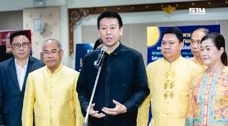 กระทงรักษ์โลกพุ่ง บีทีเอส ร่วมกทม.รณรงค์งดใช้ขนมปัง -โฟม งานลอยกระทง 140 จุด กระทงรักษ์โลกพุ่ง บีทีเอส ร่วมกทม.รณรงค์งดใช้ขนมปัง -โฟม งานลอยกระทง 140 จุด