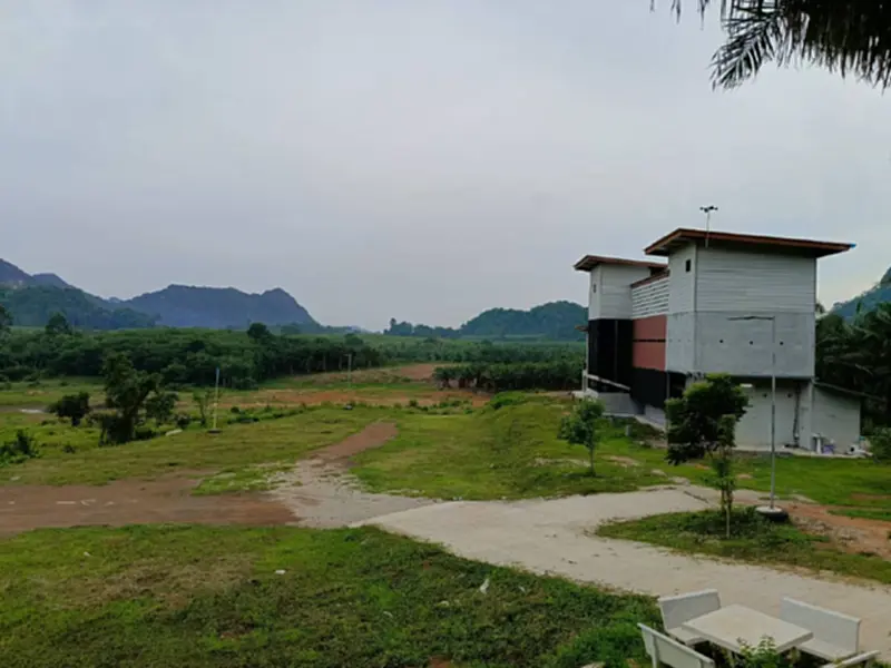 ผอ.โรงเรียนฯเจียดวันหยุด สร้างบ้านนกนางแอ่น หวังมีรายได้เสริมหลังเกษียณ ผอ.โรงเรียนฯเจียดวันหยุด สร้างบ้านนกนางแอ่น หวังมีรายได้เสริมหลังเกษียณ