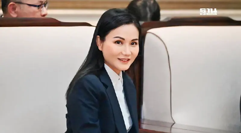 "นฤมล" นำทัพ ดันสินค้าเกษตรไทย ลุยเจาะตลาดผู้บริโภคชาวจีน "นฤมล" นำทัพ ดันสินค้าเกษตรไทย ลุยเจาะตลาดผู้บริโภคชาวจีน