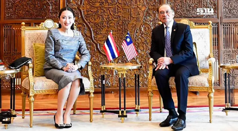 นายกฯ ไทย-มาเลเซีย ประกาศร่วมมือศก. ดันการค้าแตะ 1 ล้านล้าน นายกฯ ไทย-มาเลเซีย ประกาศร่วมมือศก. ดันการค้าแตะ 1 ล้านล้าน