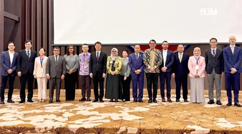 "RCEP" เปิดหน่วยงานเลขาฯ รับสมาชิกใหม่ เชื่อมโยงการค้า-ขยายขนาดเศรษฐกิจ "RCEP" เปิดหน่วยงานเลขาฯ รับสมาชิกใหม่ เชื่อมโยงการค้า-ขยายขนาดเศรษฐกิจ