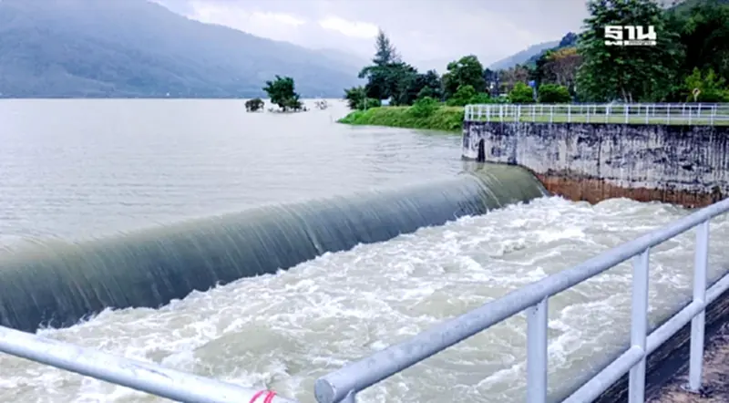 ชป. ยัน น้ำล้น Spillway อ่างเก็บน้ำเมืองนครศรีฯ ไม่กระทบด้านท้าย ชป. ยัน น้ำล้น Spillway อ่างเก็บน้ำเมืองนครศรีฯ ไม่กระทบด้านท้าย