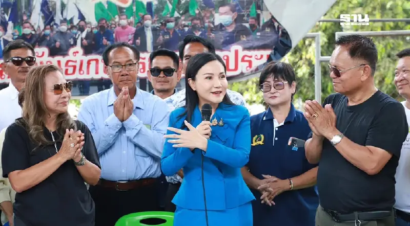 “นฤมล” ถกม็อบหนี้สินกองทุนฟื้นฯฟู จบด้วยดี สลายตัวกลับบ้านแล้ว