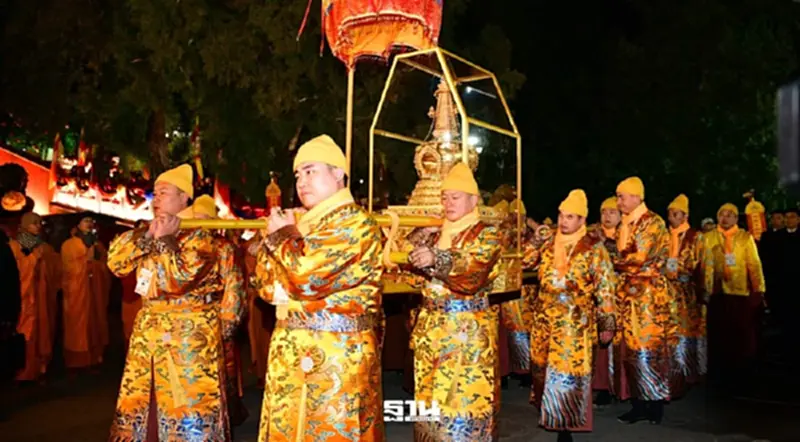 ชมถ่ายทอดสดพิธีอัญเชิญพระบรมสารีริกธาตุ ประดิษฐานในไทย วันนี้ 4 ธ.ค. ชมถ่ายทอดสดพิธีอัญเชิญพระบรมสารีริกธาตุ ประดิษฐานในไทย วันนี้ 4 ธ.ค.