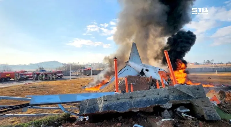 โศกนาฏกรรมครั้งใหญ่! เครื่องบินเจจูแอร์ตกที่มูอัน ยอดเสียชีวิตพุ่ง