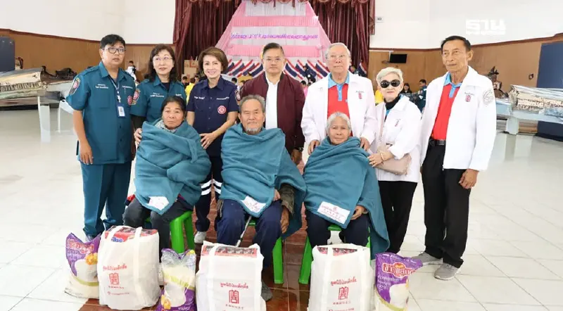 มูลนิธิป่อเต็กตึ๊งลุยบรรเทาทุกข์ผู้ประสบภัยหนาวถิ่นทุรกันดาร 22 จว.อีสาน