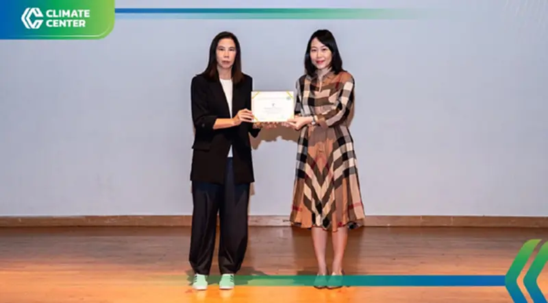 บีทีเอส กรุ๊ป รับรางวัลเกียรติคุณ Sustainability Disclosure Award 2024 ปีที่6 บีทีเอส กรุ๊ป รับรางวัลเกียรติคุณ Sustainability Disclosure Award 2024 ปีที่6