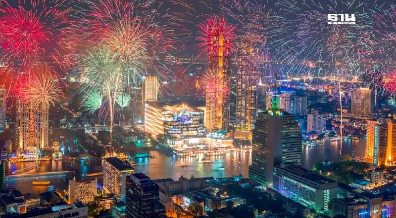 เคาท์ดาวน์ไอคอนสยาม 2025 แนะวิธีการเดินทาง จุดจอดรถ