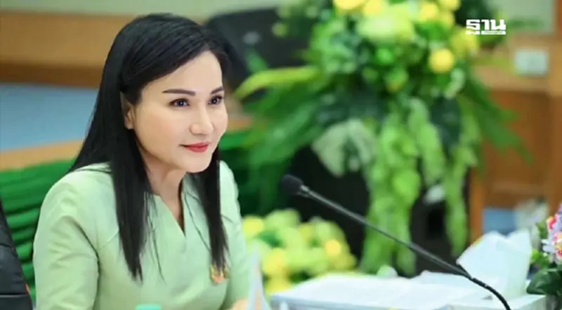 “นฤมล”เดินหน้าโครงการมอบโฉนดเพื่อการเกษตร “นฤมล”เดินหน้าโครงการมอบโฉนดเพื่อการเกษตร