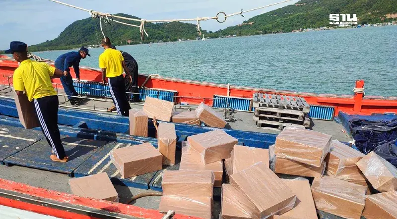 ศรชล. ลุยหนักปราบ“บุหรี่เถื่อน” ทางทะเล ชี้ฟอกขาวสำแดงเท็จ ย้อนขายในประเทศ ศรชล. ลุยหนักปราบ“บุหรี่เถื่อน” ทางทะเล ชี้ฟอกขาวสำแดงเท็จ ย้อนขายในประเทศ