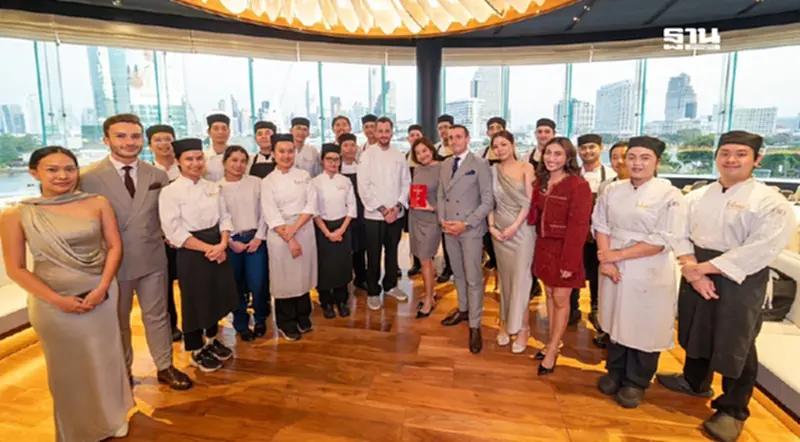 Blue by Alain Ducasse ณ ไอคอนสยาม รับรางวัลระดับโลก คว้าดาวมิชลิน 5 ปีซ้อน Blue by Alain Ducasse ณ ไอคอนสยาม รับรางวัลระดับโลก คว้าดาวมิชลิน 5 ปีซ้อน