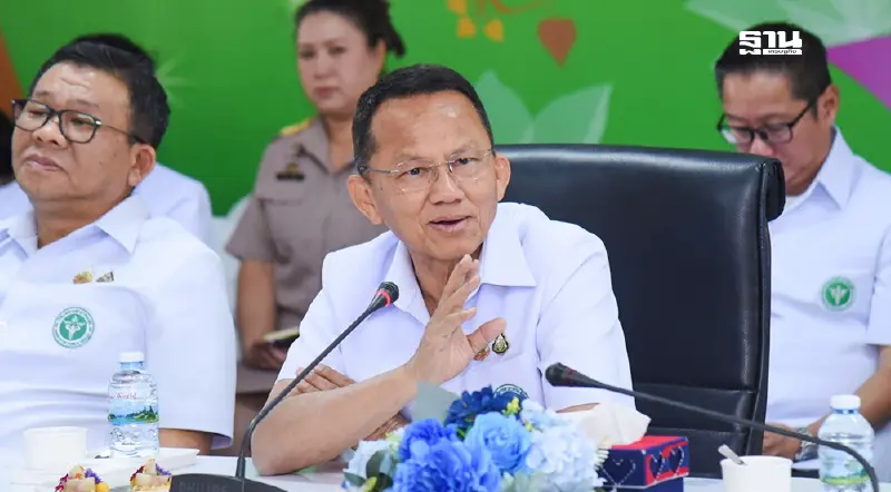 สมศักดิ์ ชื่นชมนวัตกรรม "สมดุล ฝุ่น คน เมือง" ต้นแบบปากเกร็ดสู้ฝุ่น PM2.5