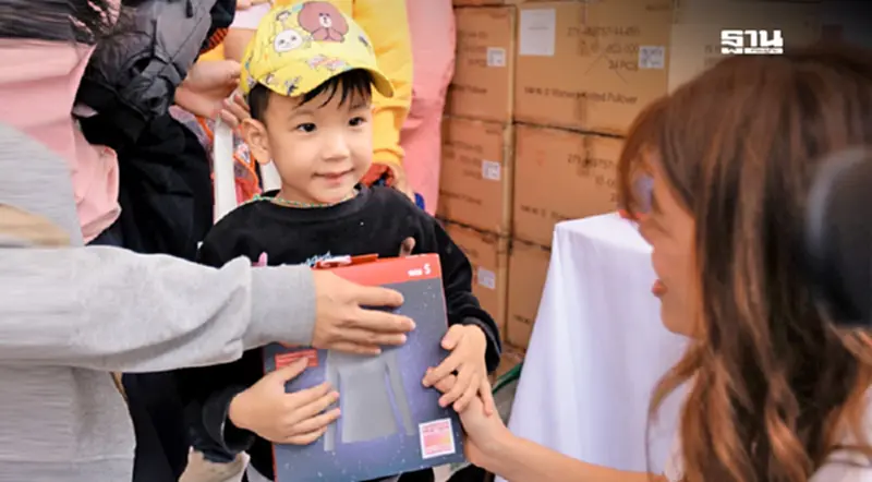 “ยูนิโคล่า” ส่งฮีทเทค 1 ล้านชิ้นทั่วโลกให้ผู้ประสบภัยพิบัติทั่วโลก “ยูนิโคล่า” ส่งฮีทเทค 1 ล้านชิ้นทั่วโลกให้ผู้ประสบภัยพิบัติทั่วโลก