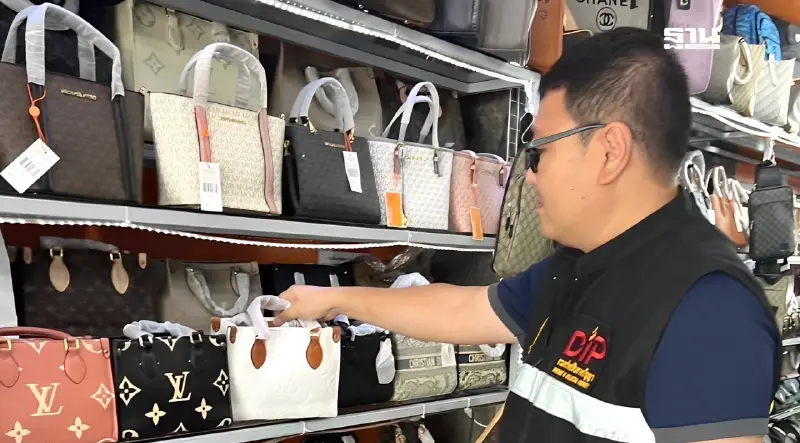 กรมทรัพย์สินฯ ลุยปราบสินค้าละเมิด 50 คดี ความเสียหาย 150 ล้าน กรมทรัพย์สินฯ ลุยปราบสินค้าละเมิด 50 คดี ความเสียหาย 150 ล้าน