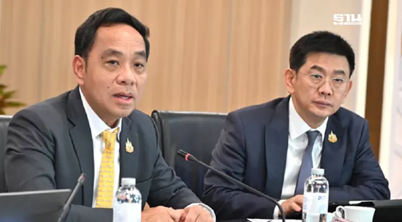 พาณิชย์ ปัดข้อเสนอฟื้น "ประกันราคา-จำนำข้าว" หวั่นขัดมติครม. พาณิชย์ ปัดข้อเสนอฟื้น "ประกันราคา-จำนำข้าว" หวั่นขัดมติครม.