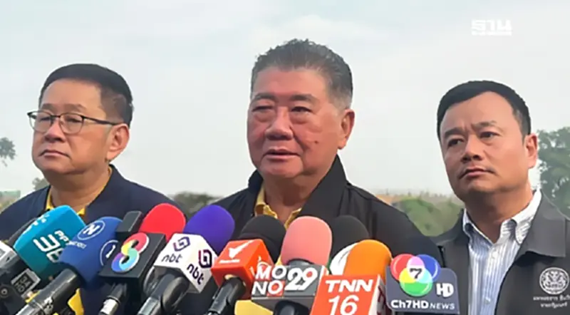 ถึงคิวชายแดนกัมพูชา “ภูมิธรรม”จ่อตัดไฟ-น้ำมัน-เน็ต 4 จุด สกัดคอลเซ็นเตอร์ ถึงคิวชายแดนกัมพูชา “ภูมิธรรม”จ่อตัดไฟ-น้ำมัน-เน็ต 4 จุด สกัดคอลเซ็นเตอร์