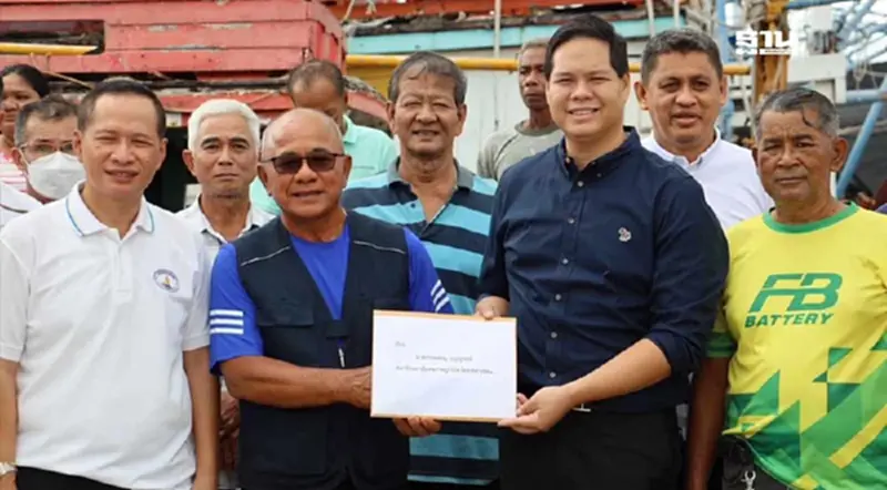 “สรรเพชญ”ยินดีชาวประมงหลังรัฐอนุมัติงบ 1.6 พันล้าน ซื้อคืนเรือ 923 ลำ “สรรเพชญ”ยินดีชาวประมงหลังรัฐอนุมัติงบ 1.6 พันล้าน ซื้อคืนเรือ 923 ลำ