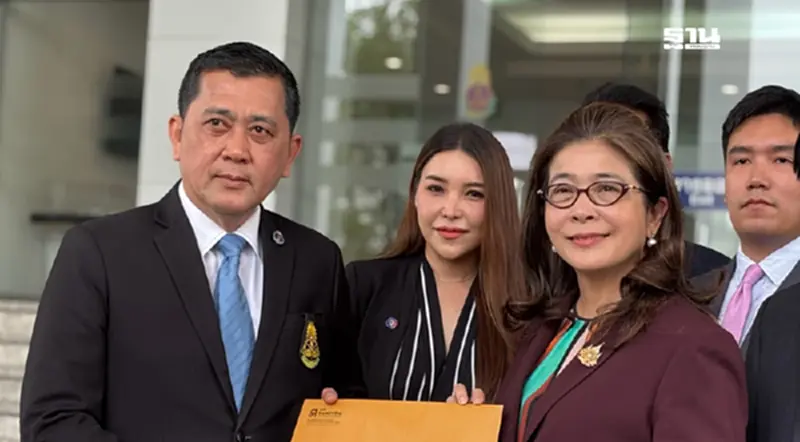 “สุดารัตน์"บุกป.ป.ช.จี้สอบ"สส.งูเห่า"แหกอุดมการณ์พรรค “สุดารัตน์"บุกป.ป.ช.จี้สอบ"สส.งูเห่า"แหกอุดมการณ์พรรค