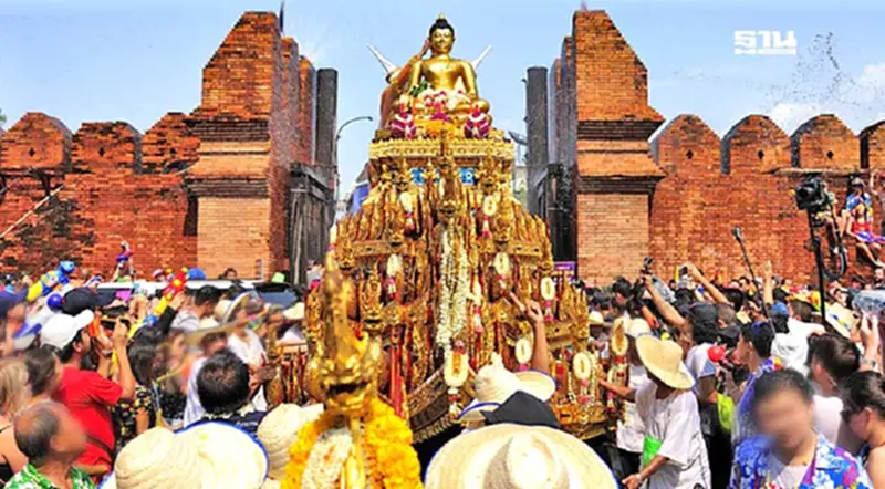 ประเพณีสงกรานต์เชียงใหม่ 2568 เช็กกำหนดการ กิจกรรมไฮไลต์ ประเพณีสงกรานต์เชียงใหม่ 2568 เช็กกำหนดการ กิจกรรมไฮไลต์
