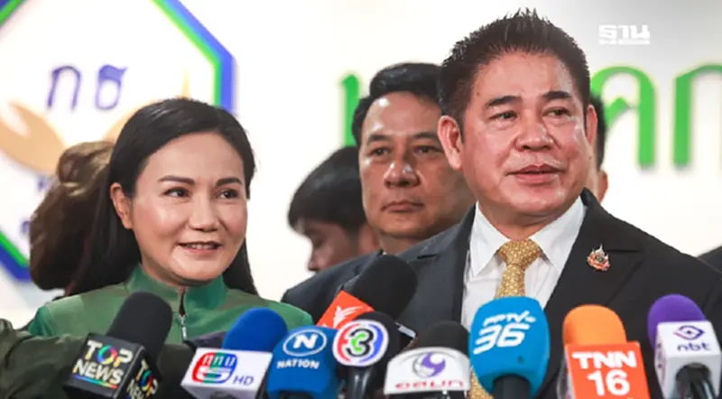 “ธรรมนัส”ลั่นกล้าธรรมมี 34 เสียงพร้อมโหวตหนุนรัฐบาลในศึกซักฟอก “ธรรมนัส”ลั่นกล้าธรรมมี 34 เสียงพร้อมโหวตหนุนรัฐบาลในศึกซักฟอก