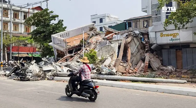 ยอดเสียชีวิตแผ่นดินไหวทะลุ 1,600 ราย เมียนมาวิกฤตซ้อนสงคราม ยอดเสียชีวิตแผ่นดินไหวทะลุ 1,600 ราย เมียนมาวิกฤตซ้อนสงคราม