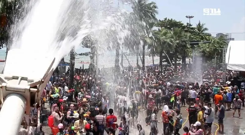 วันไหล 68  เช็กก่อน ไปบางแสน จ.ชลบุรี เทศกาลสงกรานต์ 2568