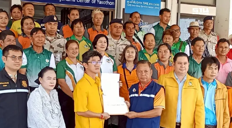 “เครือข่าย กยท.” มาตามนัด ยื่น 9 ข้อ แก้ปัญหายางเร่งด่วน