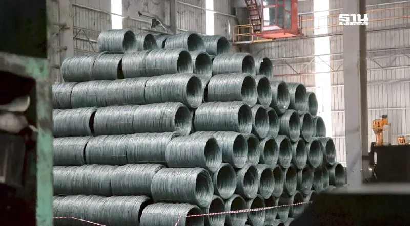 กระทรวงอุตฯบุกยึดเหล็กตกมาตรฐาน 7,433 ตัน มูลค่าเกือบ 150 ล้าน
