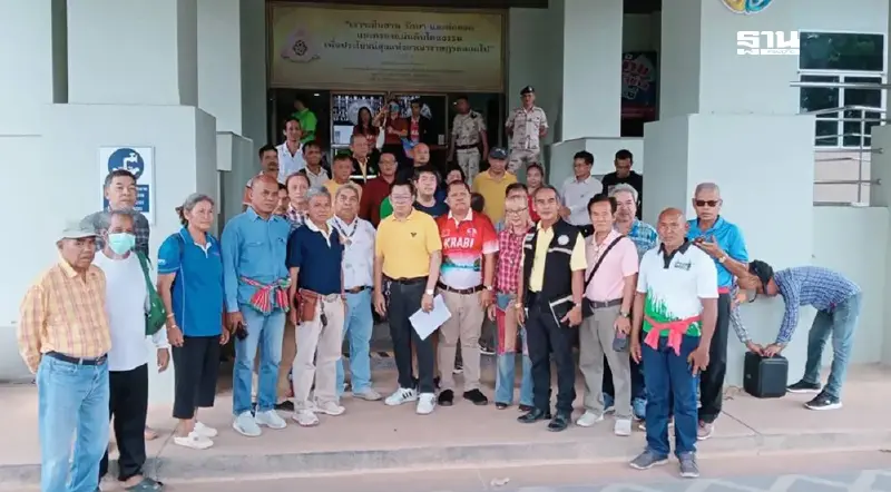 ผู้ว่าฯ กระบี่ รับปากชาวสวน แก้ปัญหาปาล์มล้นลานเท –โรงสกัด นัดถกวันพรุ่งนี้