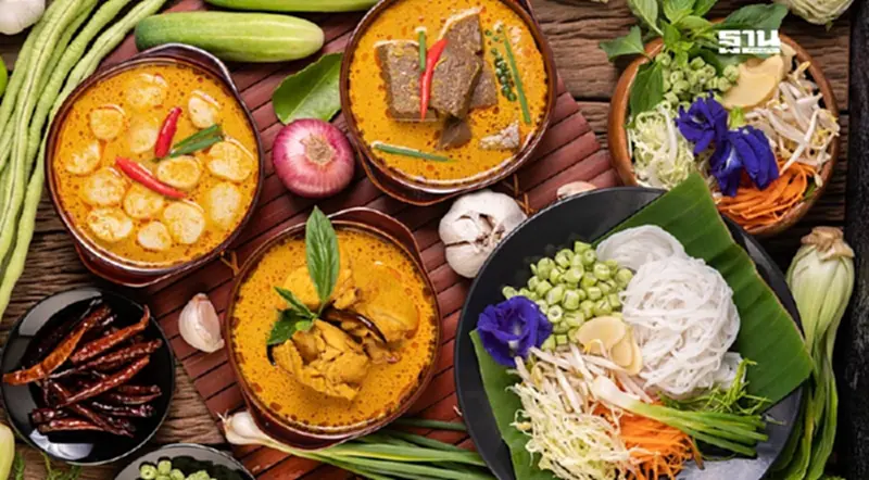 สงกรานต์นี้กินให้เฮง! เปิดเมนูอาหารไทยมงคล 8 อย่างต้อนรับปีใหม่ไทย สงกรานต์นี้กินให้เฮง! เปิดเมนูอาหารไทยมงคล 8 อย่างต้อนรับปีใหม่ไทย