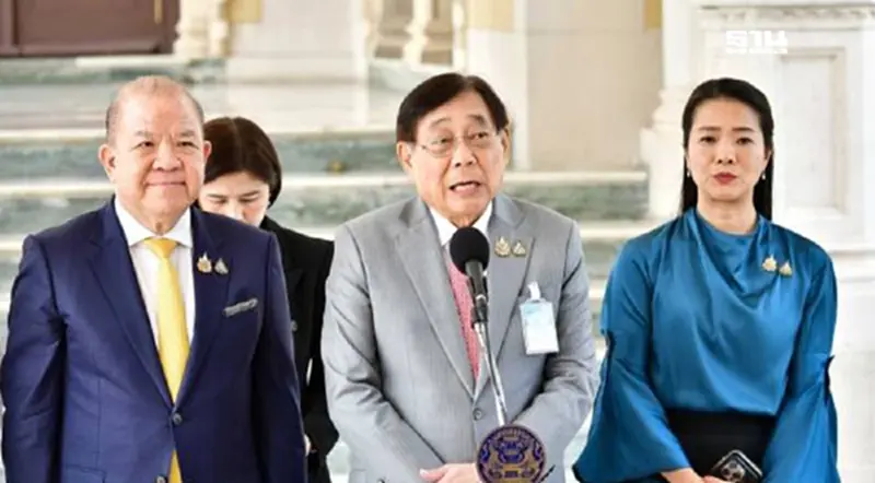 "พิชัย" แย้มแผนกู้เงินเน้นลงทุน ขอเช็คผลกระทบสหรัฐฯ หนักแค่ไหน "พิชัย" แย้มแผนกู้เงินเน้นลงทุน ขอเช็คผลกระทบสหรัฐฯ หนักแค่ไหน