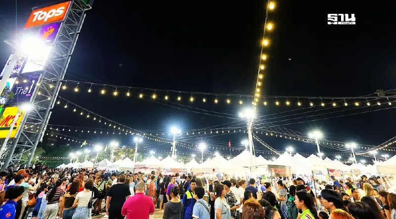 เปิดแล้ว! "เซฟวัน โก ศรีสมาน" ตลาดนัดติดห้าง 10 ไร่ พลิกโฉมค้าปลีก เปิดแล้ว! "เซฟวัน โก ศรีสมาน" ตลาดนัดติดห้าง 10 ไร่ พลิกโฉมค้าปลีก