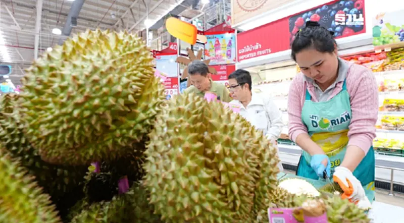 "บุฟเฟ่ต์ทุเรียน" ห้าง ร้าน โรงแรม สวนชิงตลาด ชูจุดขาย อิ่ม & แชร์ สนั่นโซเชียล "บุฟเฟ่ต์ทุเรียน" ห้าง ร้าน โรงแรม สวนชิงตลาด ชูจุดขาย อิ่ม & แชร์ สนั่นโซเชียล
