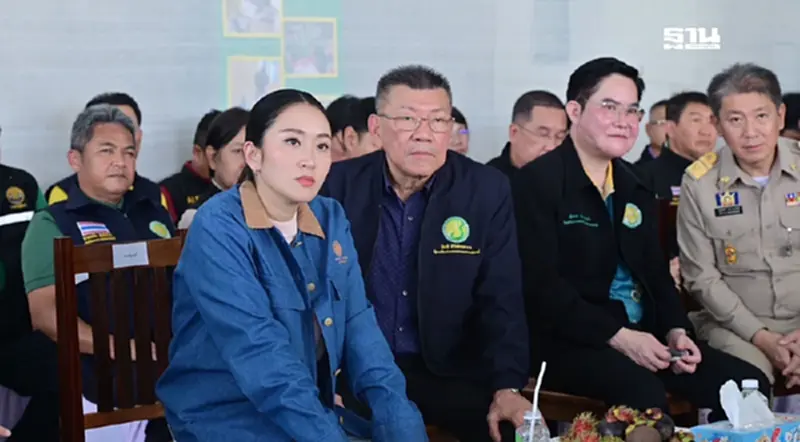 “แพทองธาร” บุกจันทบุรี รับฟังปัญหาผลไม้ ดันเพิ่มขีดแข่งขันส่งออก “แพทองธาร” บุกจันทบุรี รับฟังปัญหาผลไม้ ดันเพิ่มขีดแข่งขันส่งออก